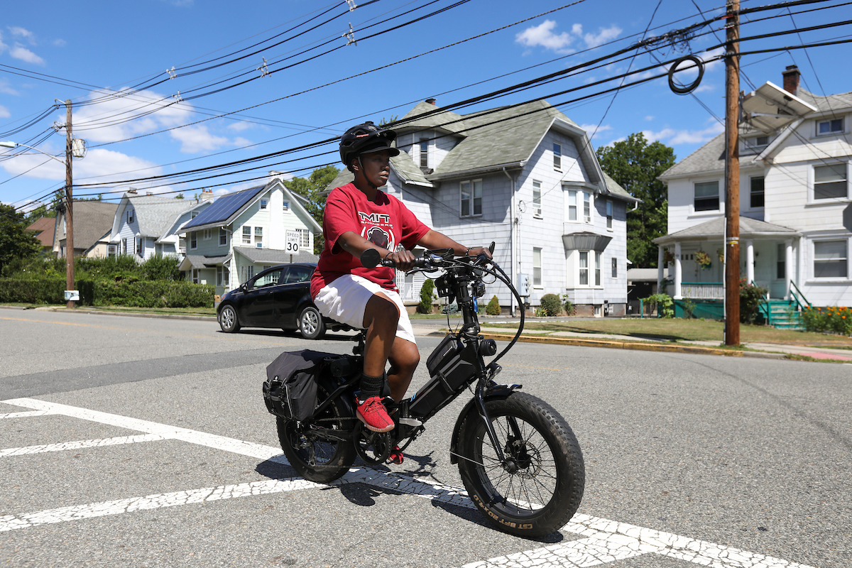 Incentive Spikes E-bike Usage 