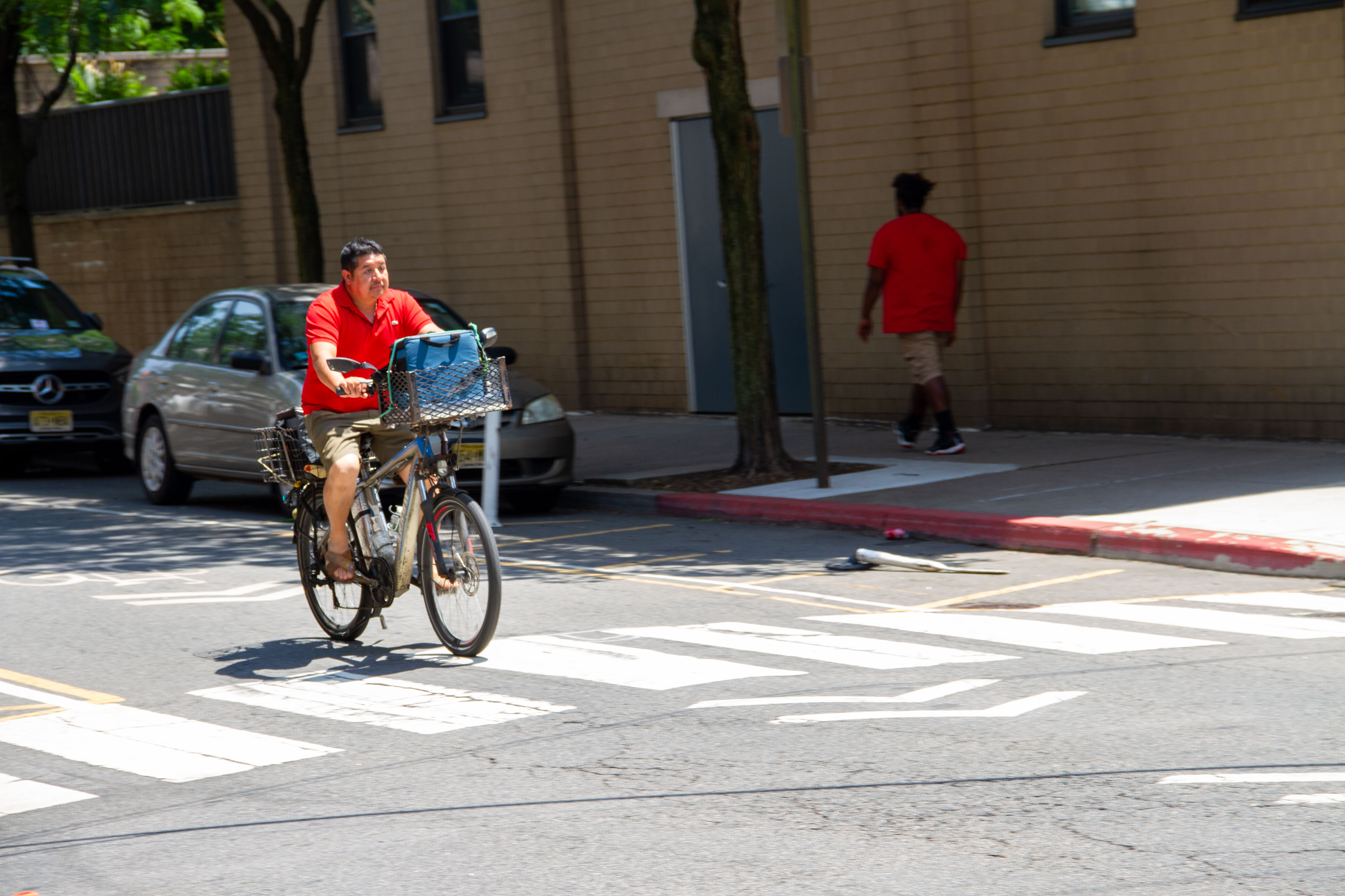 
            E-Bikes Offer New Mobility for Older Adults
