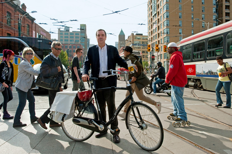 G_Penalosa_TO_street.jpg G_Penalosa_TO_street.jpg